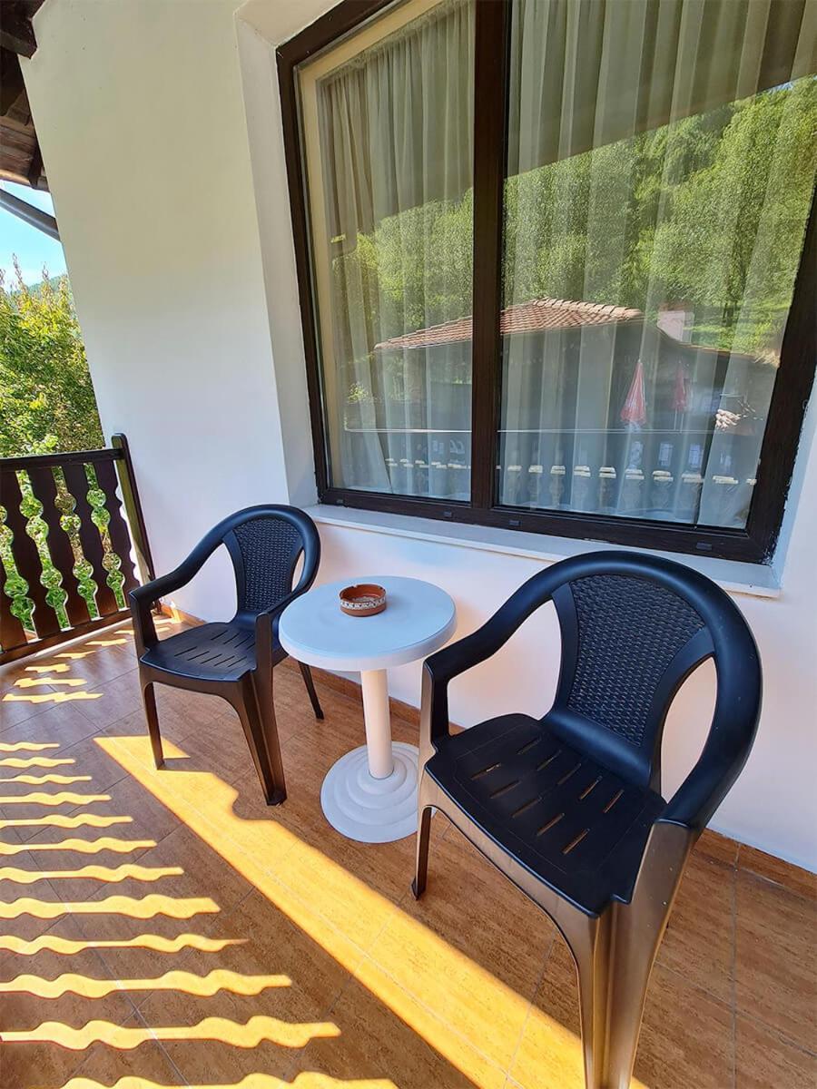 Family Hotel Chiflik Hills Rum bild